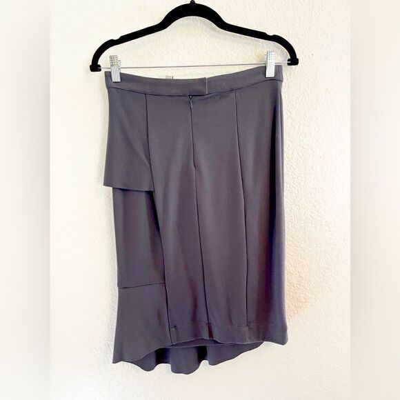 Gray Asymmetrical Ruffled Knee-Length Skirt. NWT. 4 - Picture 2 of 6